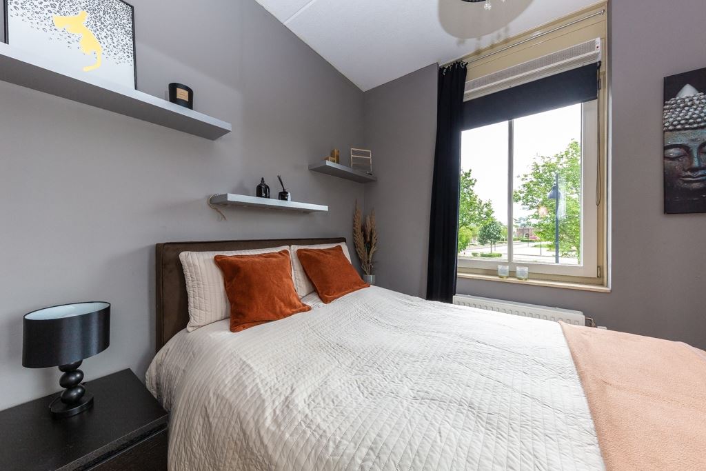 Molenbeek slaapkamer 2 https://www.molenaarvastgoedstyling.nl/wp-content/uploads/2022/06/Molenbeek-slaapkamer-2.jpg